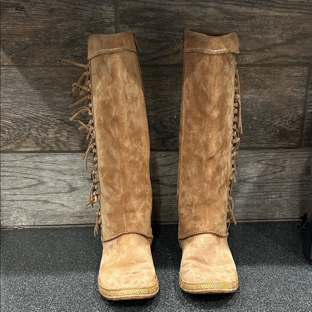 UGG Women's Brown Fringe Winter Boots - Picture 3 of 3
